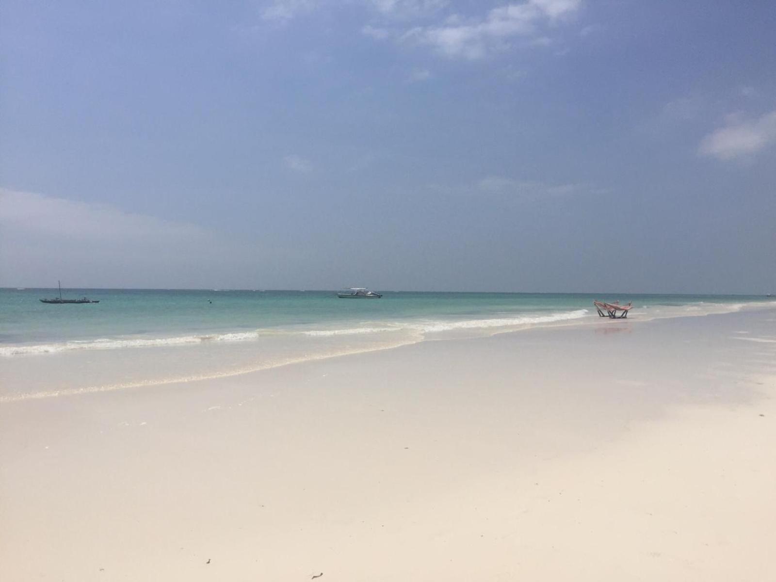 Aqua Resort Diani Beach Eksteriør billede