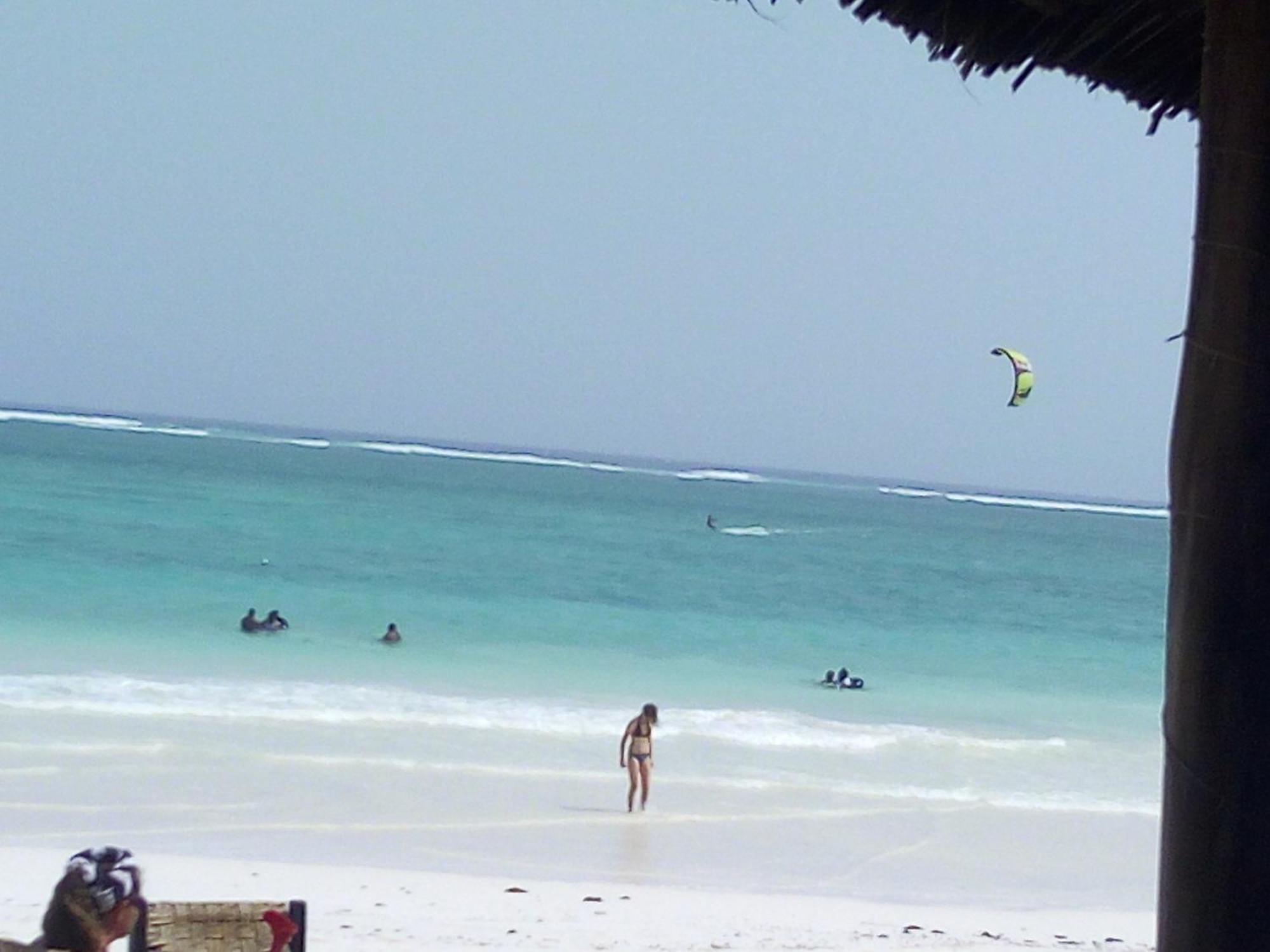 Aqua Resort Diani Beach Eksteriør billede