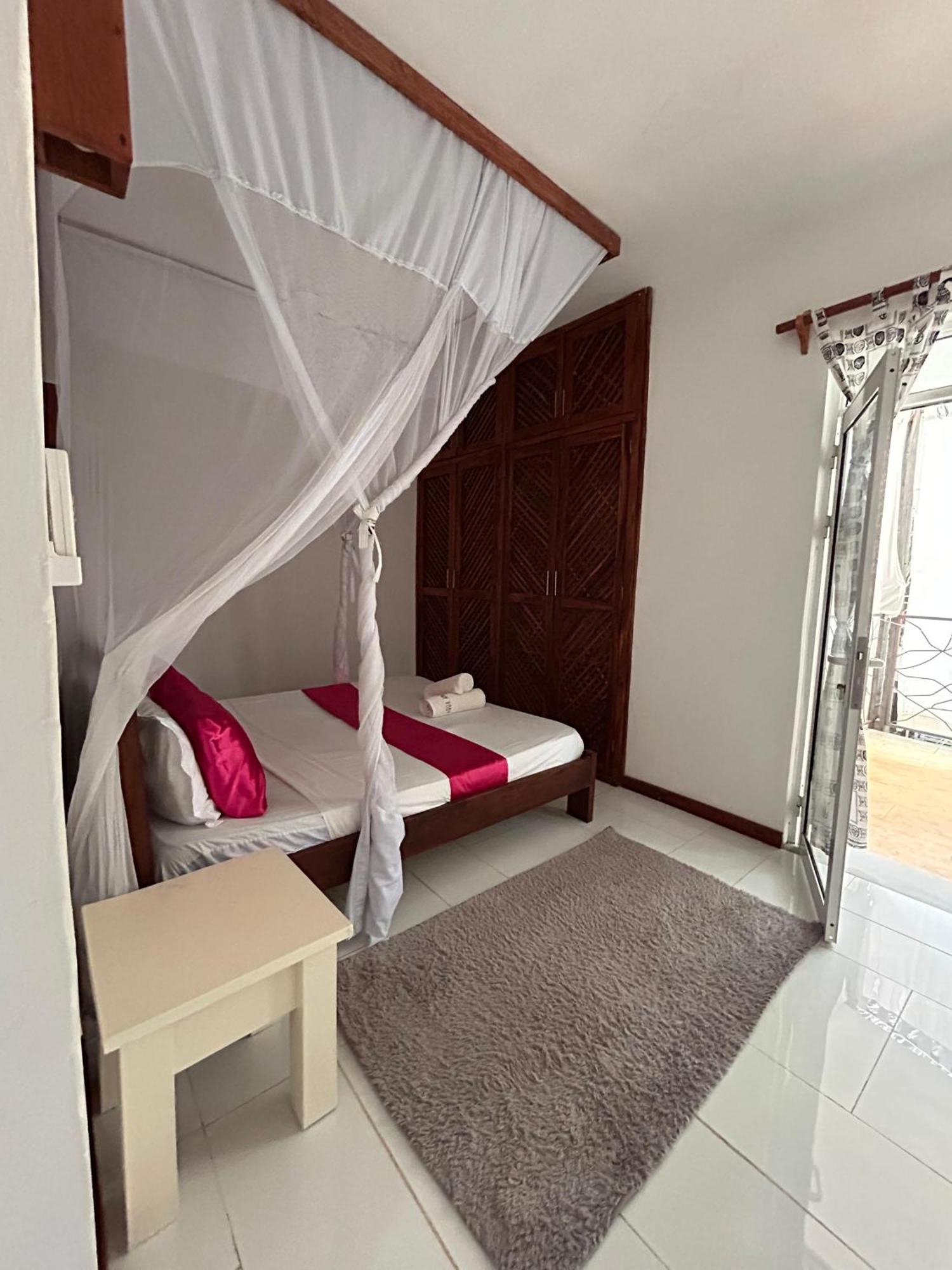 Aqua Resort Diani Beach Eksteriør billede